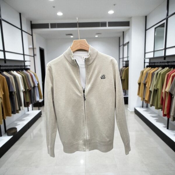 Men’s Zip-Up Knit Jacket – Minimal Style Beige